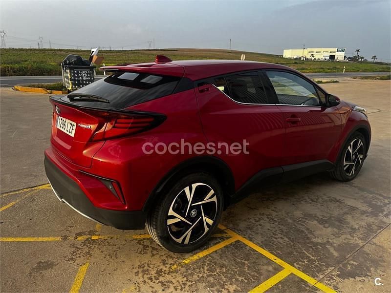 Usado Toyota C-HR Advance 122 CV (89 kW) 2022 Rojo SUV