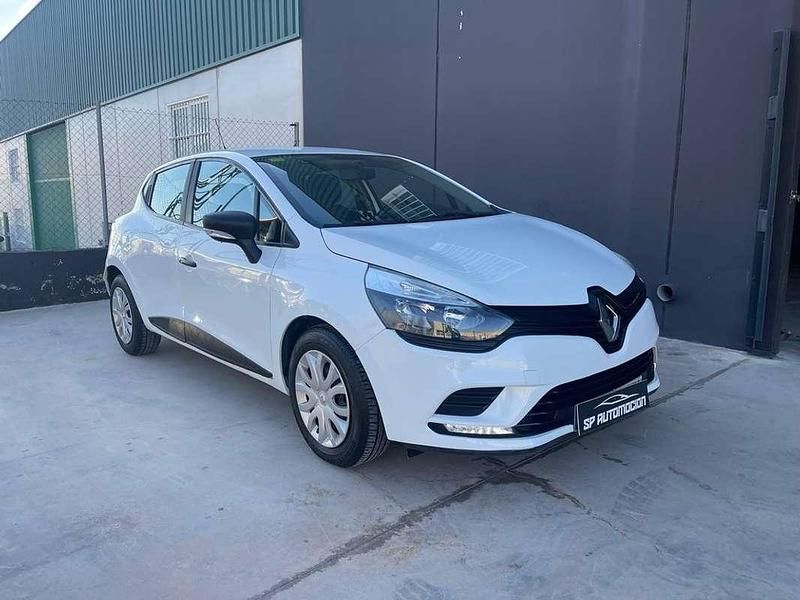 Usado Renault Clio IV Life 75 CV (55 kW) 2018 Blanco Utilitario