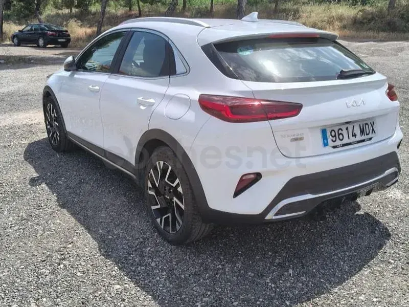 Usado Kia XCeed 160 CV (117 kW) 2023 Blanco SUV