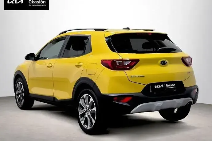 Usado Kia Stonic 120 CV (88 kW) 2017 Amarillo SUV