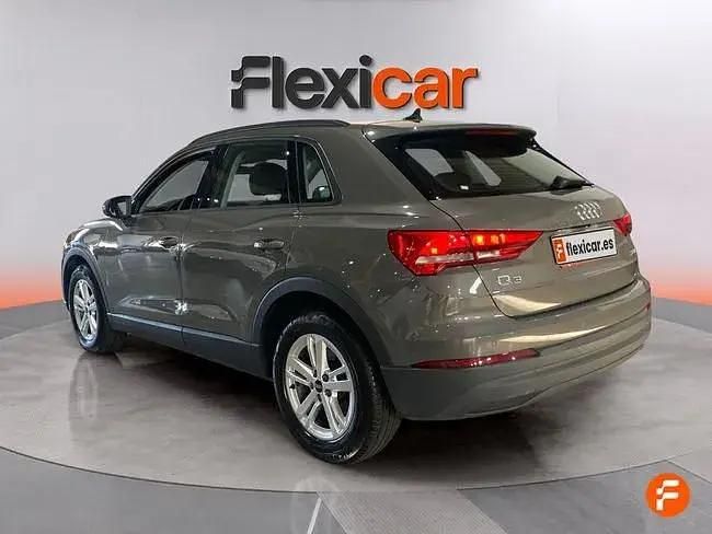 Begagnad Audi Q3 150 HK (110 kW) 2022 Grå SUV