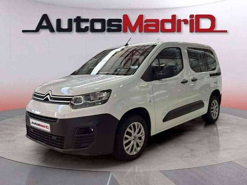 Usado Citroën Berlingo Live 102 CV (75 kW) 2023 Blanco Monovolumen