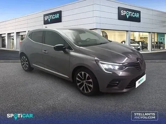 Usado Renault Clio Techno 90 CV (66 kW) 2023 Utilitario