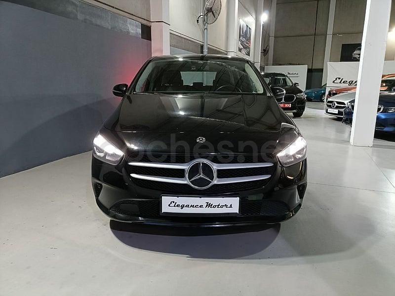 Usado Mercedes B180 116 CV (85 kW) 2020 Negro Monovolumen
