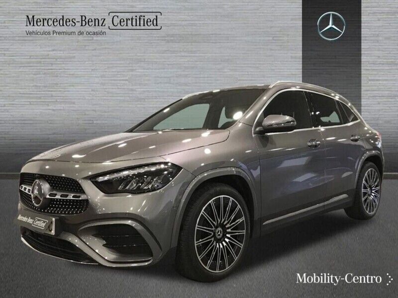 Mountaingrau met. Usado 2024 Mercedes GLA200 AMG line SUV | 44.500 € (Precio justo) - Imagen 1/4