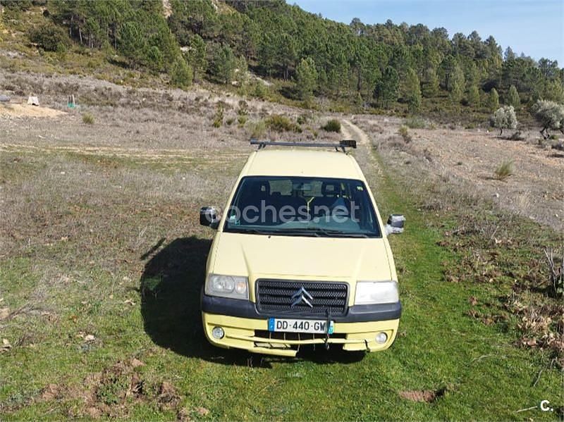 Usado Citroën Jumpy 71 CV (52 kW) 2004 Amarillo Monovolumen