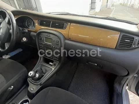 Usado Jaguar X-type Executive 130 CV (95 kW) 2004 Gris / plata Berlina