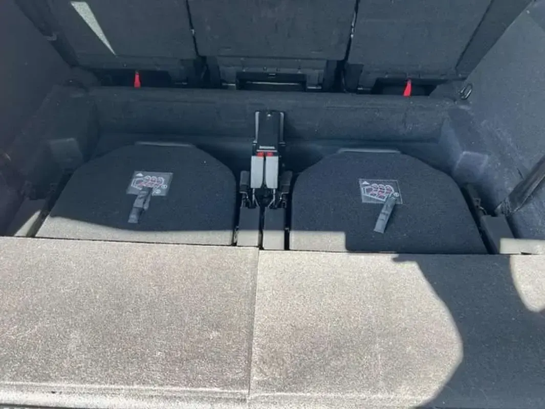 Usado Citroën C4 Shine 150 CV (110 kW) 2017 Plateado Monovolumen