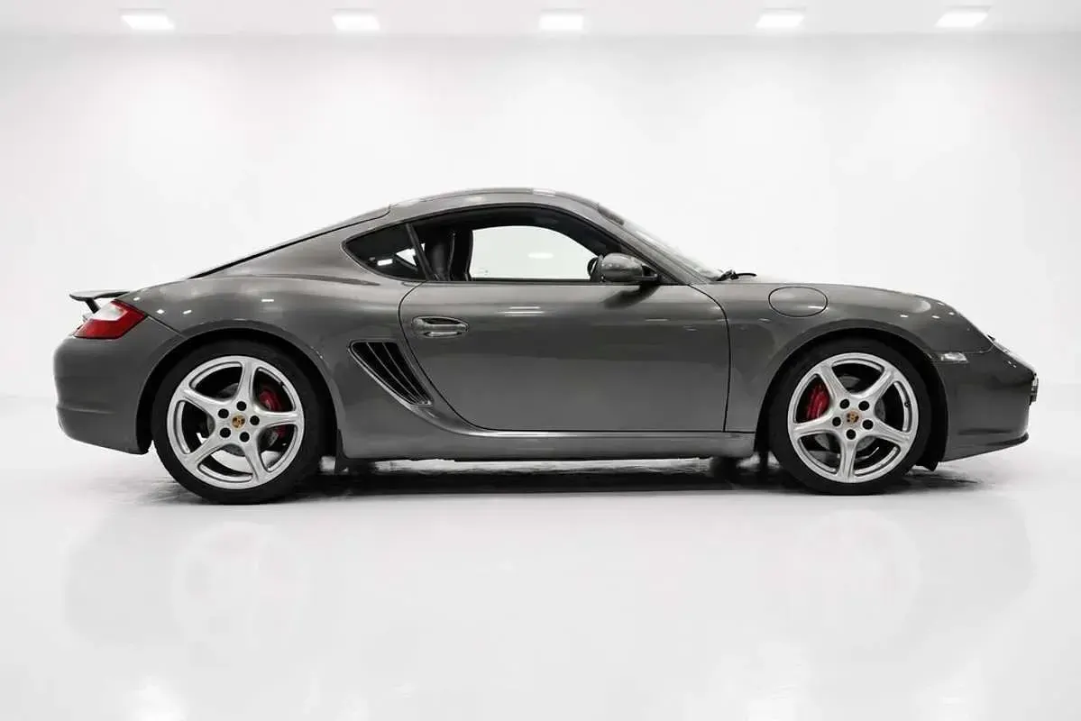 Usado Porsche Cayman 294 CV (216 kW) 2008 Gris Coupe