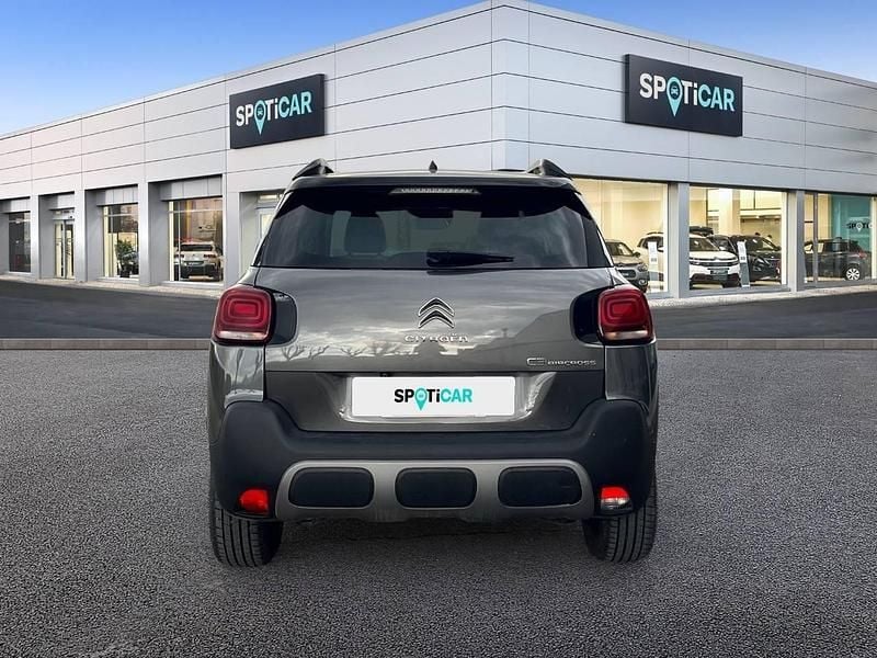 Usado Citroën C3 Aircross Shine 120 CV (88 kW) 2022 Gris SUV