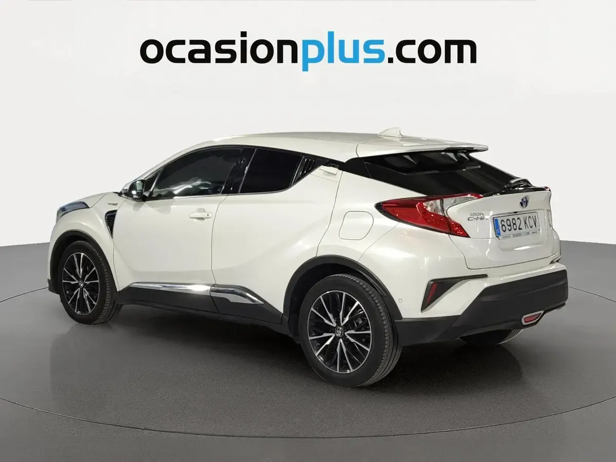 Usado Toyota C-HR Advance 122 CV (89 kW) 2017 Blanco SUV