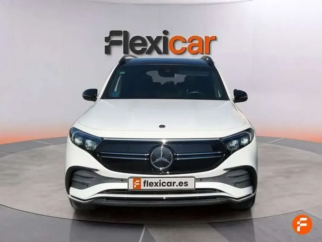 Usado Mercedes EQB300 167 kW (228 CV) 2022 Blanco SUV