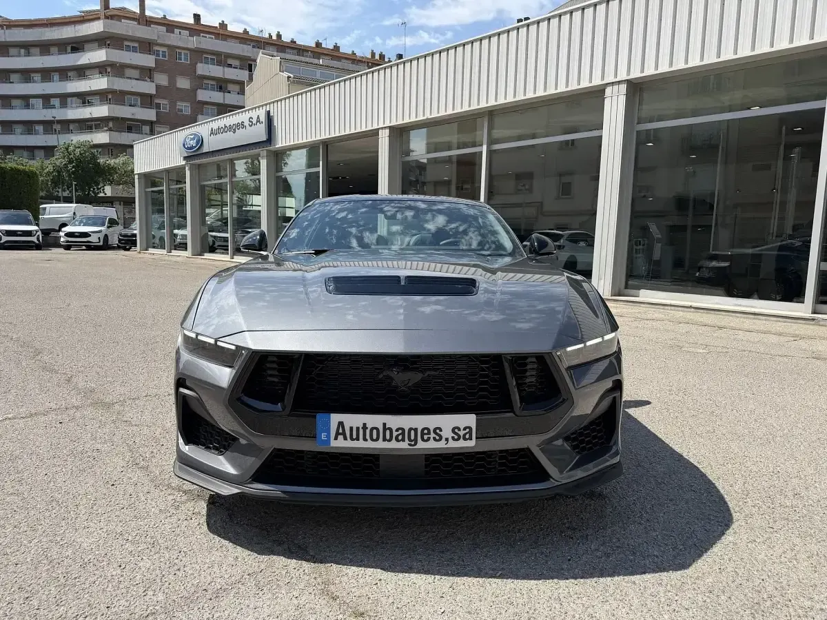 Nuevo Ford Mustang GT 446 CV (328 kW) 2026 Gris Coupe