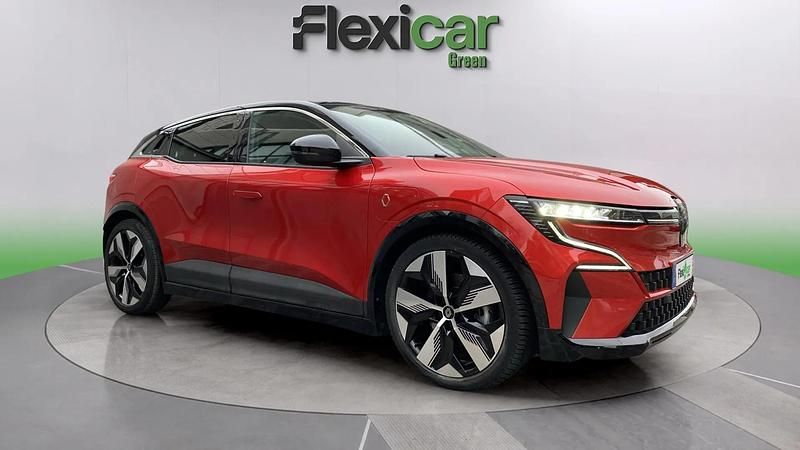 Usado Renault Megane E-Tech Equilibre 96 kW (131 CV) 2022 Rojo Berlina