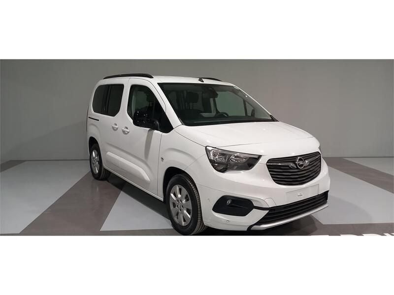 Usado Opel Combo-e Life Elegance 100 kW (136 CV) 2023 Arktis white Monovolumen