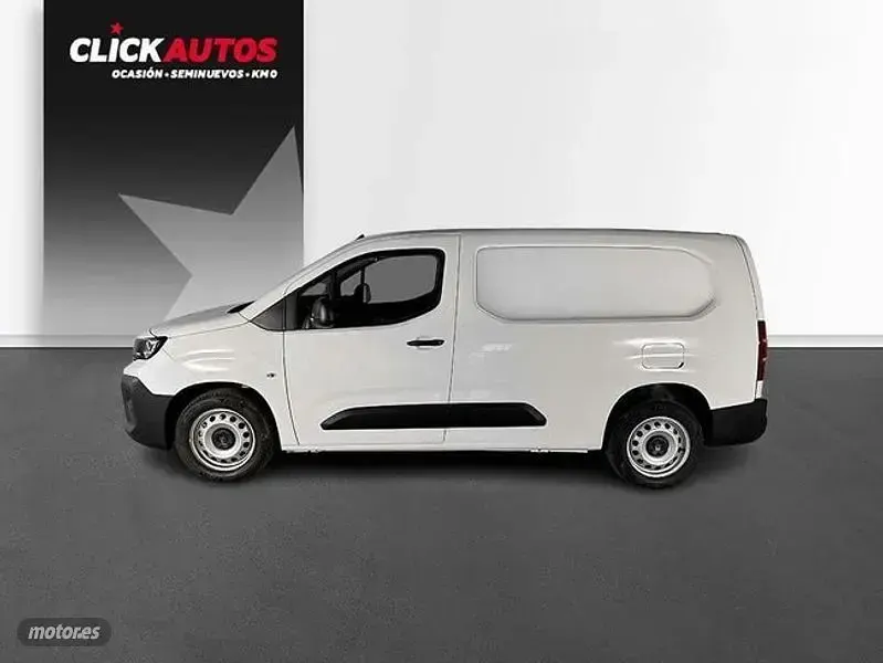 Usado Peugeot Partner 100 CV (73 kW) 2024 Blanco Monovolumen