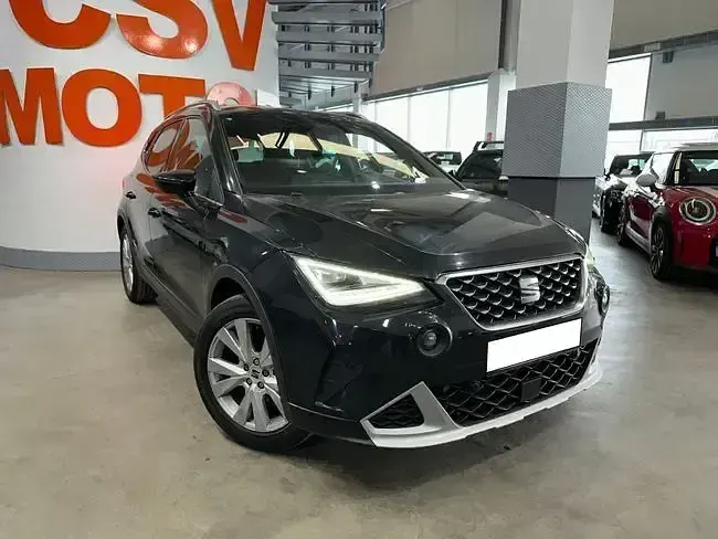 Usado Seat Arona Xperience 110 CV (80 kW) 2022 Negro SUV