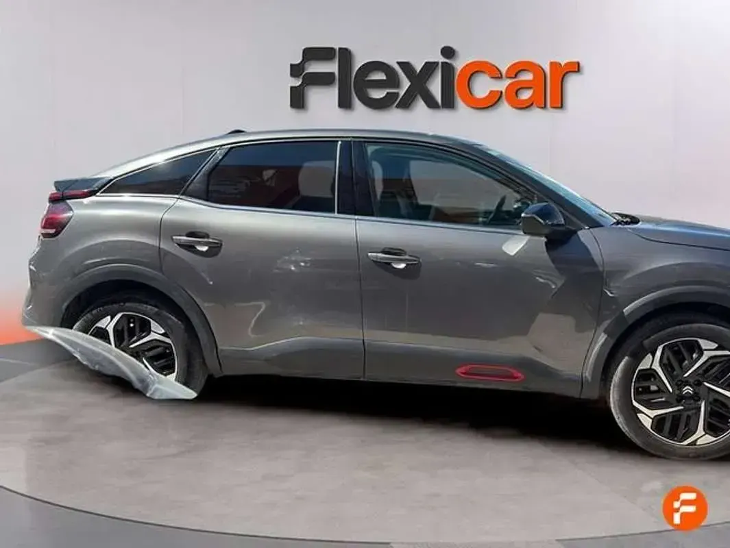 Usado Citroën C4 Feel 131 CV (96 kW) 2023 Gris SUV