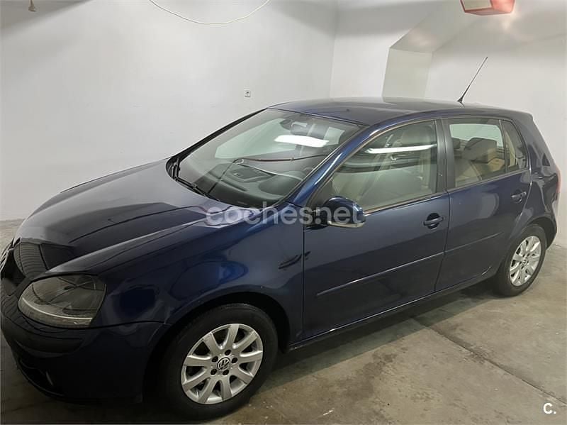 Usado VW Golf IV Highline 102 CV (75 kW) 2006 Azul Berlina
