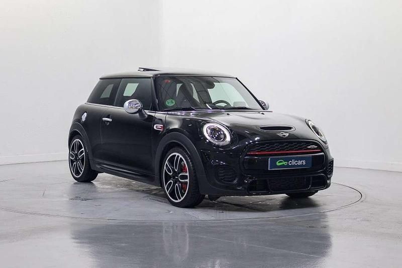 Usado Mini John Cooper Works 231 CV (169 kW) 2017 Negro Utilitario