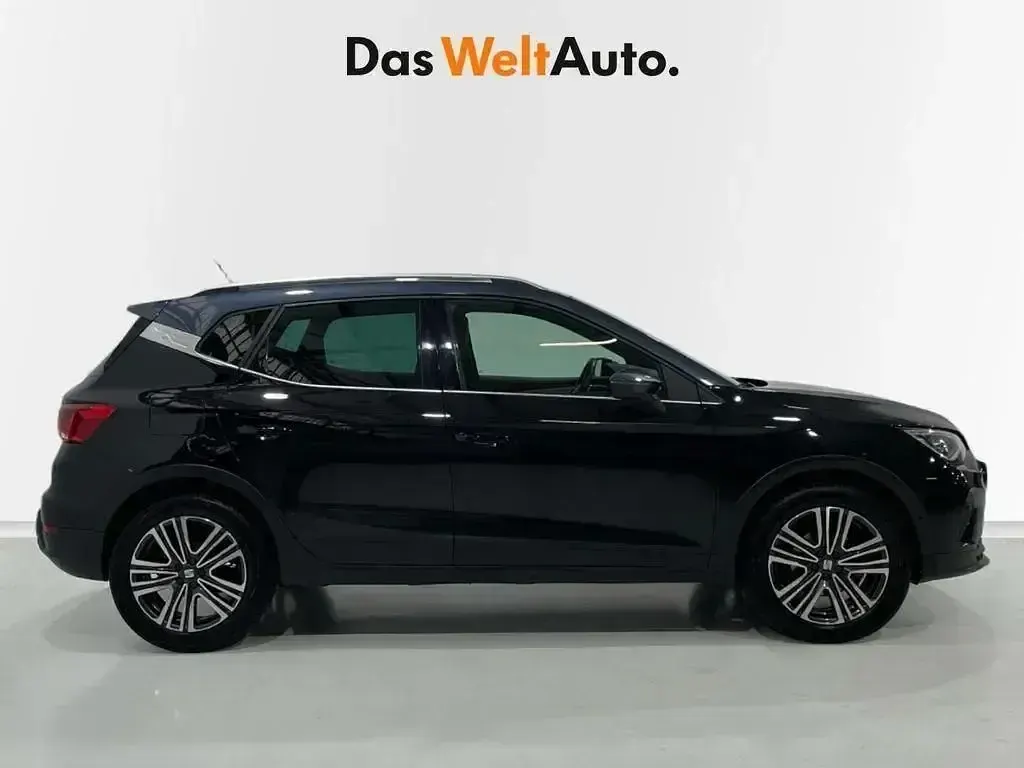 Usado Seat Arona FR 116 CV (85 kW) 2024 Negro SUV
