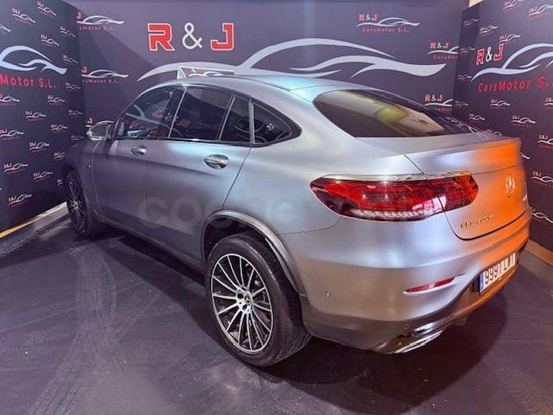 Usado Mercedes GLC300e 306 CV (225 kW) 2021 Gris / plata Coupe