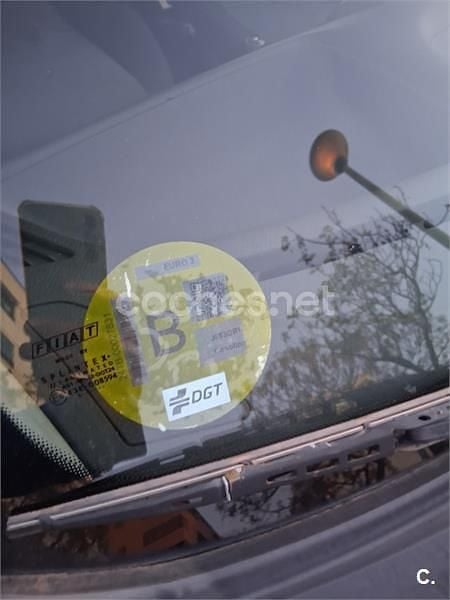 Usado Fiat Punto Dynamic 60 CV (44 kW) 2005 Naranja Utilitario