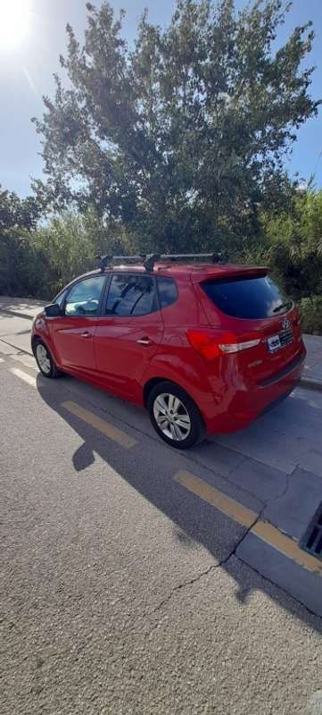 Usado Hyundai ix20 126 CV (92 kW) 2014 Rojo Utilitario