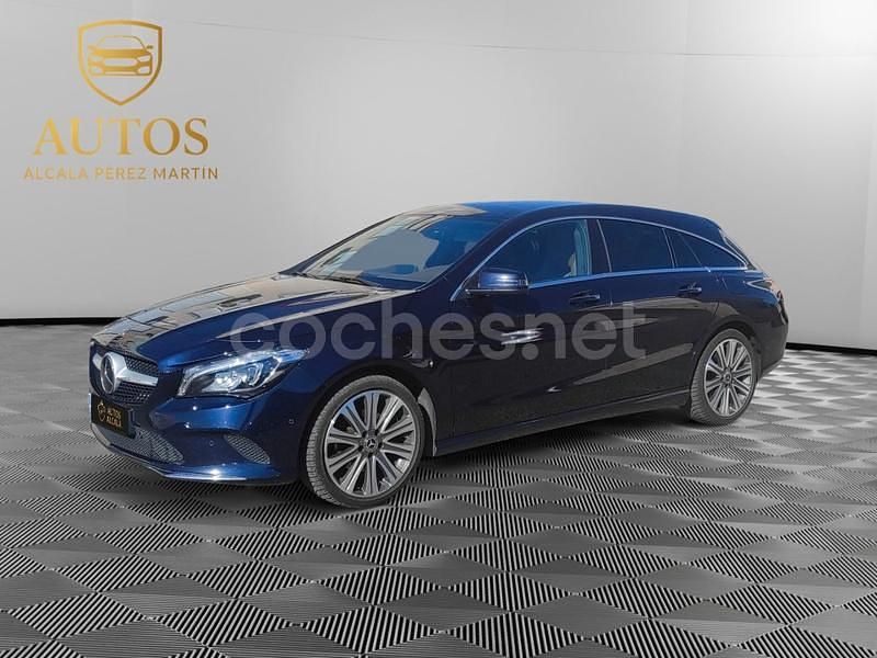 Azul Usado 2018 Mercedes CLA220 Shooting Brake Familiar | 16.999 € (Super precio) - Imagen 1/4
