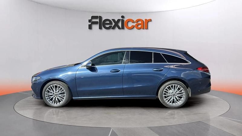 Usado Mercedes CLA250e Shooting Brake 218 CV (160 kW) 2022 Azul Familiar