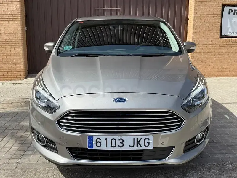 Używany Ford S-MAX Titanium 150 KM (110 kW) 2015 Beżowy Minivan