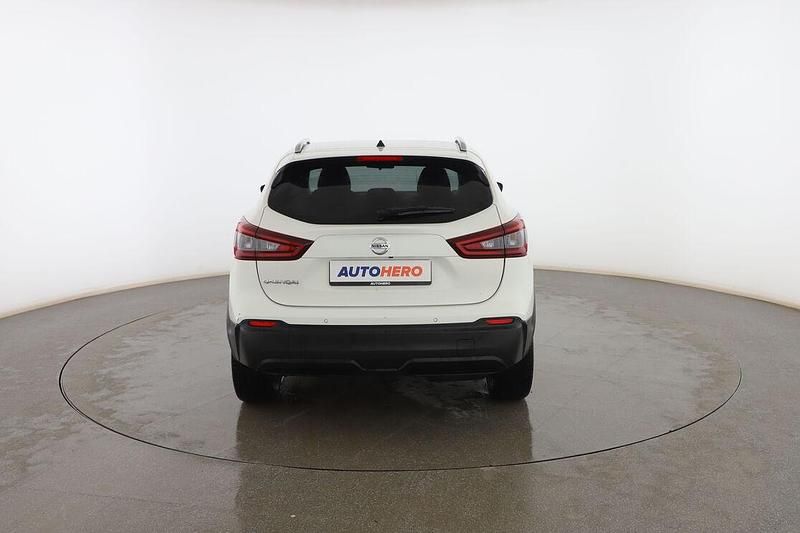 Usado Nissan Qashqai N-Connecta 116 CV (85 kW) 2021 Blanco SUV