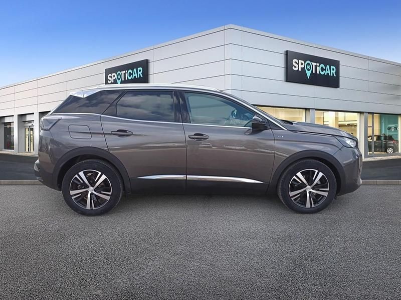 Usado Peugeot 3008 Style 131 CV (96 kW) 2023 Gris SUV
