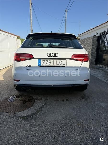 Usado Audi A3 Design 150 HP (110 kW) 2019 Branco Sedan