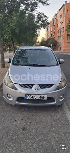 Gris / plata Usado 2006 Mitsubishi Grandis Instyle Monovolumen | 4300 € (Super precio) - Imagen 1/4