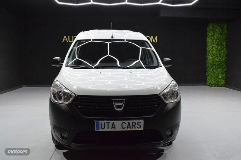Usado Dacia Dokker Essentiel 110 CV (80 kW) 2020 Blanco Monovolumen