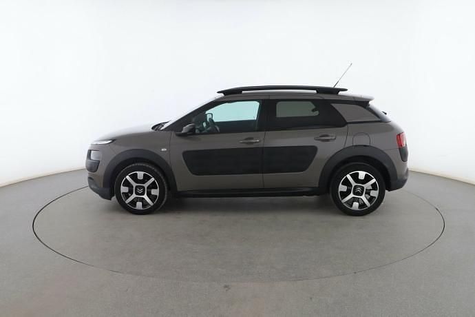 Usado Citroën C4 Cactus Shine 100 CV (73 kW) 2017 Utilitario