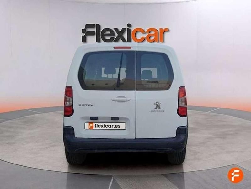 Usado Peugeot Rifter Active 102 CV (75 kW) 2020 Blanco Monovolumen
