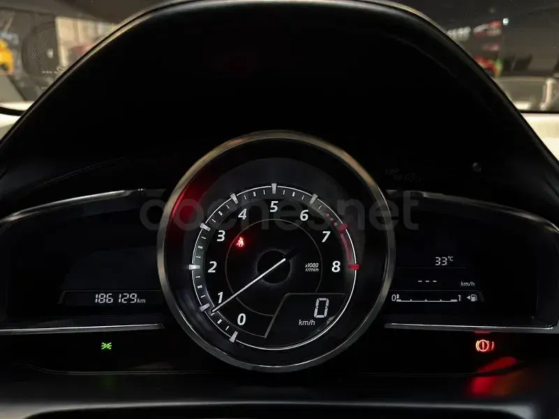 Usado Mazda CX-3 Luxury 120 CV (88 kW) 2015 Blanco SUV