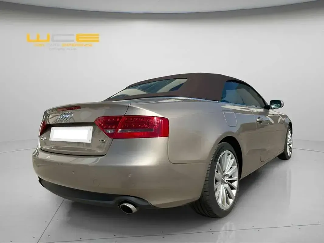 Usado Audi A5 Cabriolet 190 CV (139 kW) 2011 Marrón Descapotable