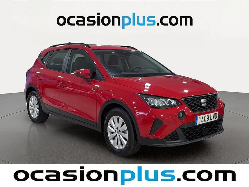 Usado Seat Arona Reference 95 CV (69 kW) 2022 Rojo SUV