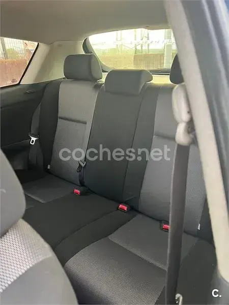 Usado Toyota Corolla Luna 116 CV (85 kW) 2006 Azul Berlina