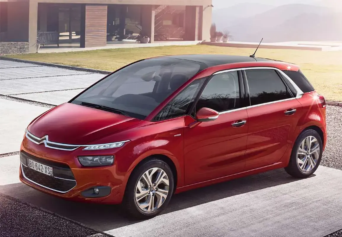 Usado Citroën C4 Picasso Feel 131 CV (96 kW) 2017 Gris / plata Monovolumen