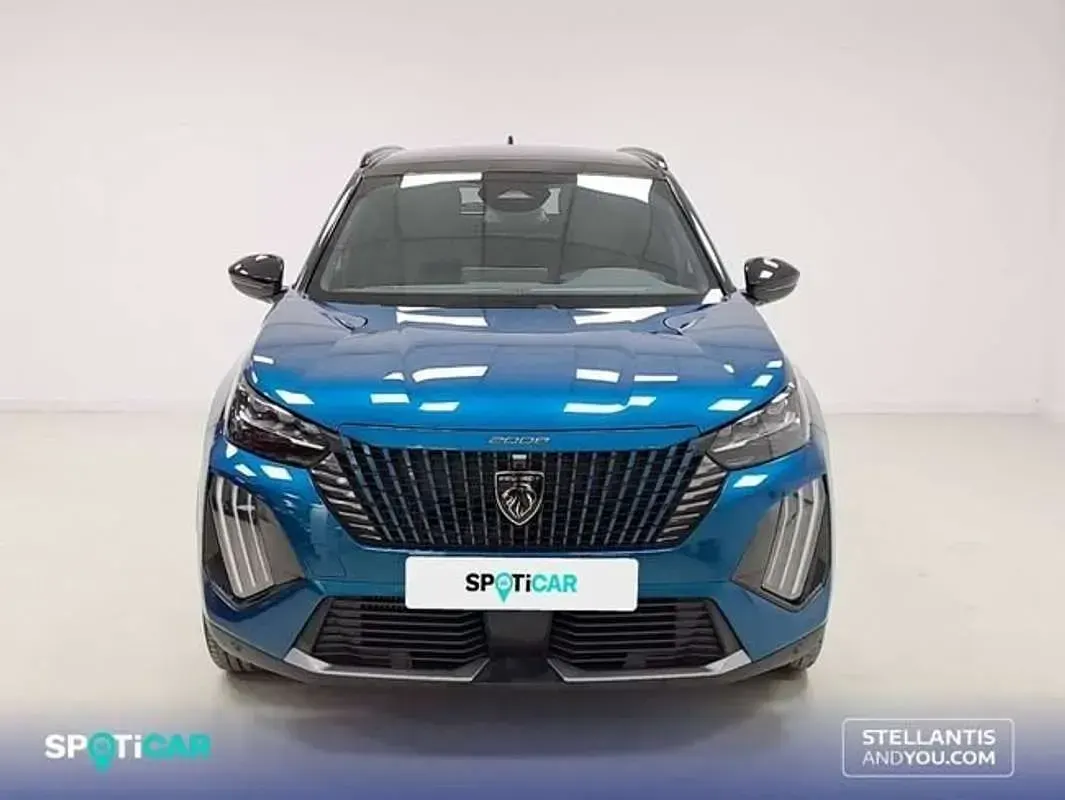 Usado Peugeot 2008 GT 145 CV (106 kW) 2025 Azul SUV