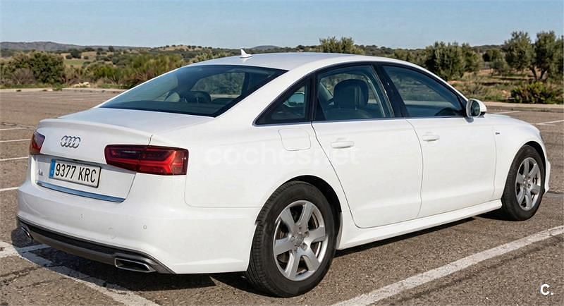 Usado Audi A6 S-Line 190 CV (139 kW) 2017 Blanco Berlina