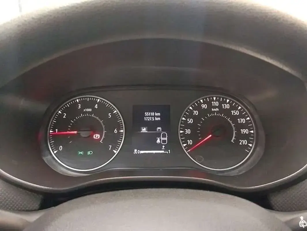 Usado Dacia Jogger Essentiel 101 CV (74 kW) 2023 Negro Monovolumen
