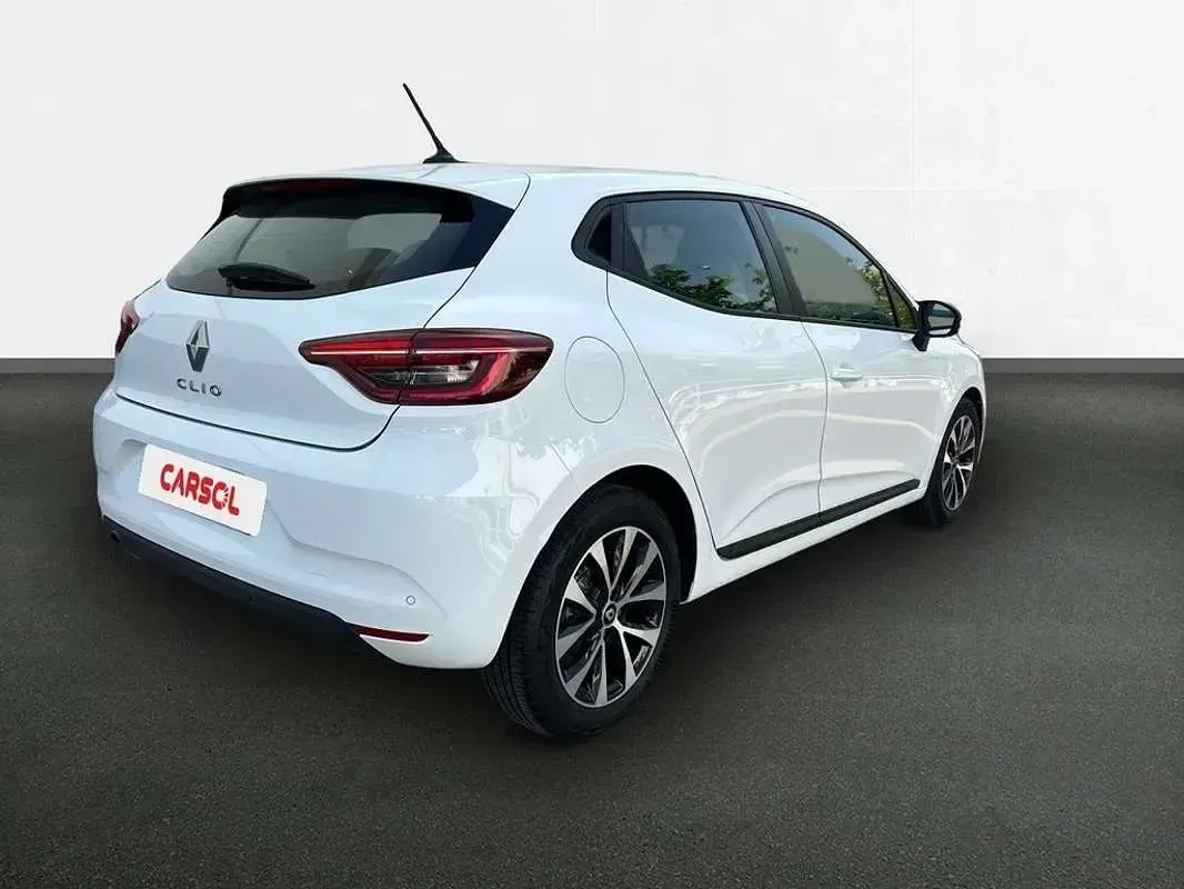 Usado Renault Clio Equilibre 101 CV (74 kW) 2023 Blanco Utilitario