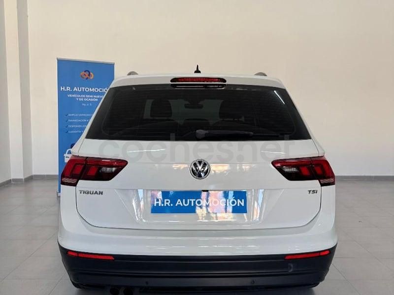 Usado VW Tiguan Edition 125 CV (91 kW) 2017 Blanco SUV