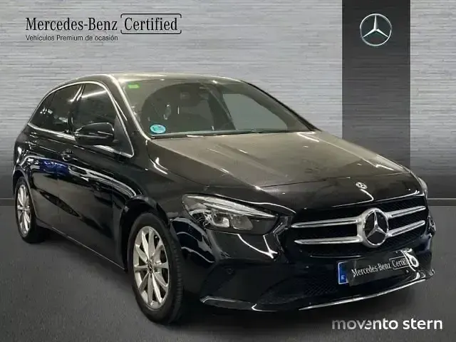 Occasion Mercedes B180 136 PK (100 kW) 2020 Zwart MPV