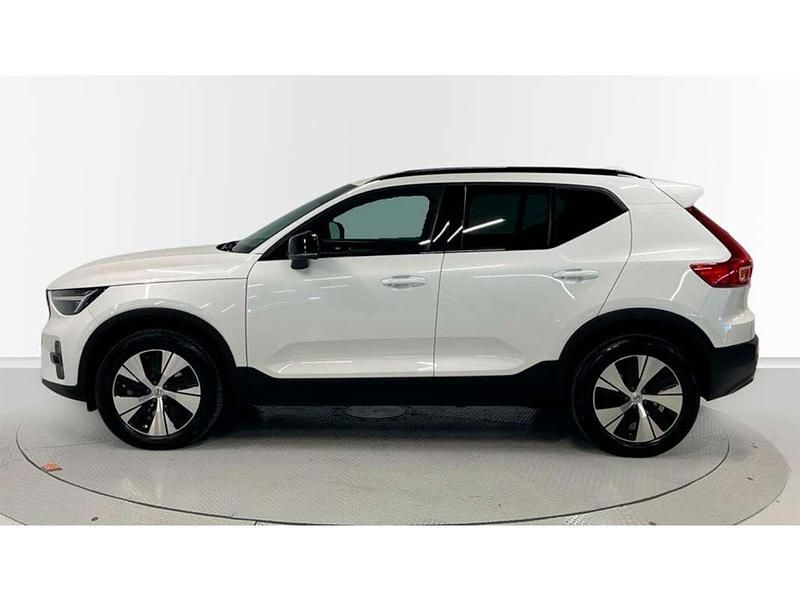 Usado Volvo XC40 Plus 163 CV (119 kW) 2025 Blanco SUV